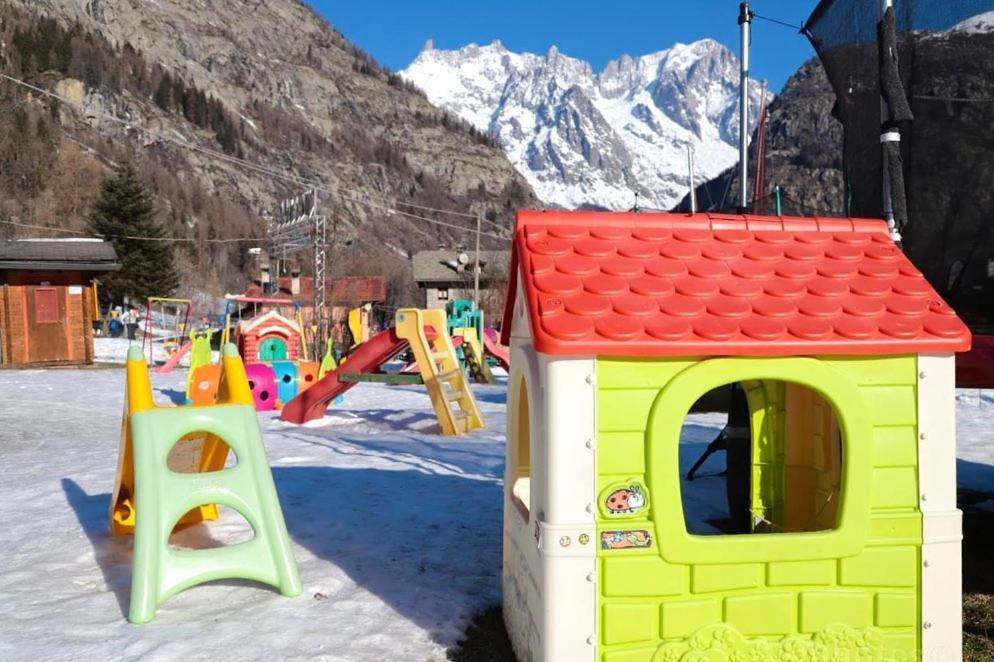 Apartment La maison des Guides Courmayeur Extérieur photo